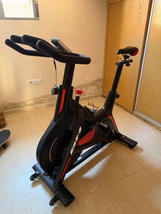 Bicicleta de Spinning Negra BH TOKIO Apenas usada.