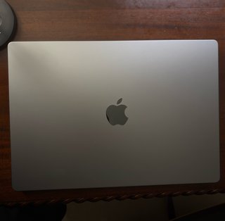 MacBook Pro 16” M1 Max 32GB RAM 1TB SSD