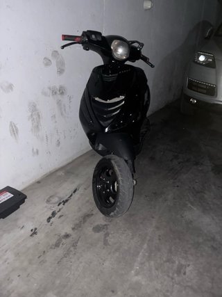 Piaggio Zip SP Negra