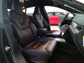 Tesla Model S 75D 4WD 386 kW (525 CV)