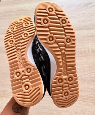 Adidas Zapatillas Deportivas con brilli brilli.