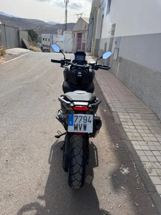 Honda X ADV Negra - Casi Nueva