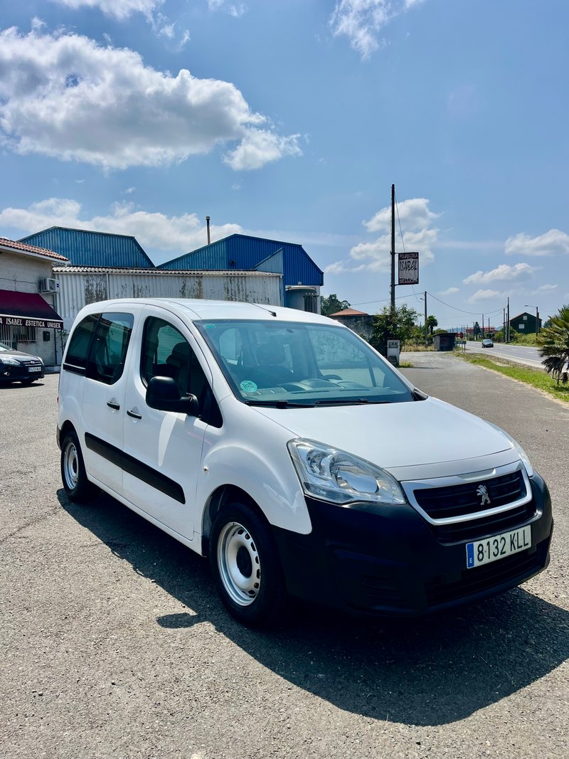 Peugeot Partner 2018 - foto 1