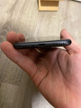 iPhone 8 Apple