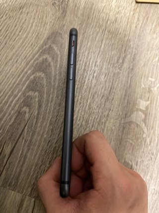iPhone 8 Apple