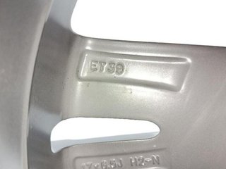 2897584 2g7601025e llanta volkswagen taigo 1.0 tsi