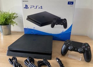 Consola Sony PS4 Slim 1TB Negra