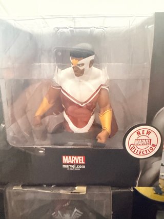 Busto Marvel Falcon Colección
