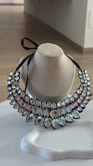 Collana donna con maxi cristalli e feltro