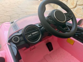 Coche eléctrico infantil rosa