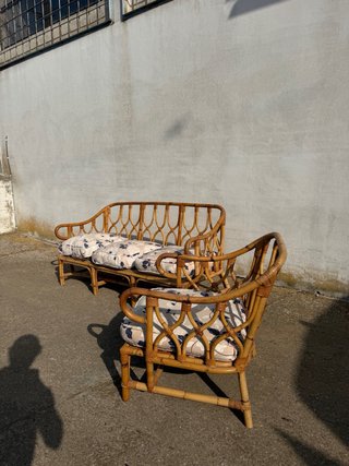 Set di mobili in rattan: divano e poltrone