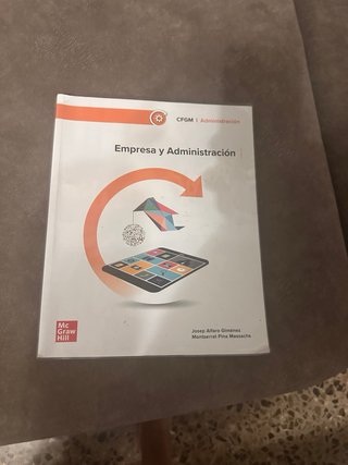 Empresa y administración, CFGM Administración