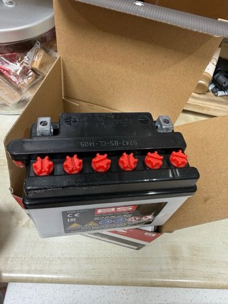 Batería BS BB4L-B para ciclomotor totalmente nueva