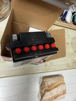 Batería BS BB4L-B para ciclomotor totalmente nueva