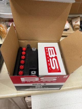 Batería BS BB4L-B para ciclomotor totalmente nueva