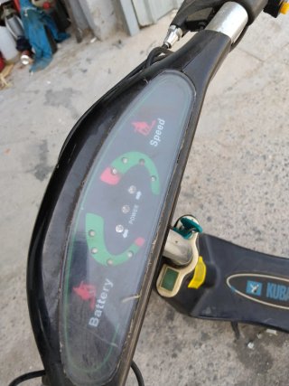 Patinete eléctrico con asiento