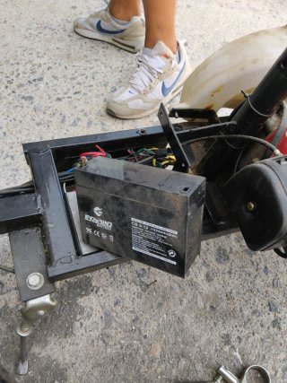 Patinete eléctrico con asiento