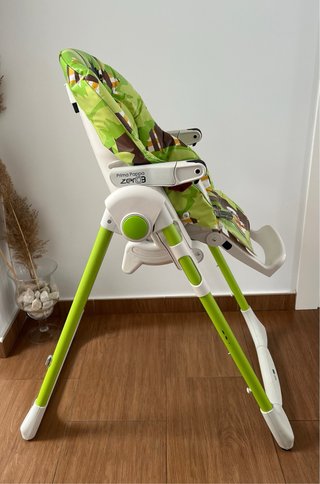 Trona infantil con estampado de tucanes