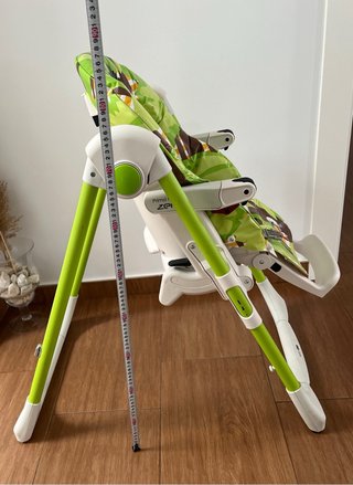 Trona infantil con estampado de tucanes