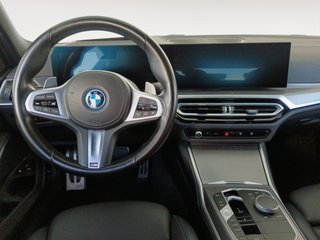 BMW Serie 3 330e xDrive Touring 215 kW (292 CV)