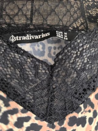 Top tirantes Stradivarius estampado animal print.M
