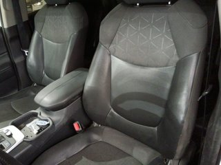 Toyota Rav4 220H Business 160 kW (218 CV)