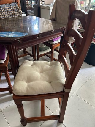 Tavolo da pranzo estensibile in legno massello per 6 sedie