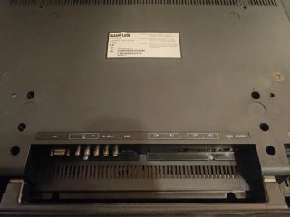 TV BASIC LINE 26 Negra con mando original.