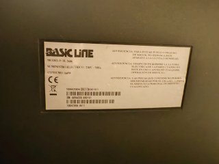 TV BASIC LINE 26 Negra con mando original.