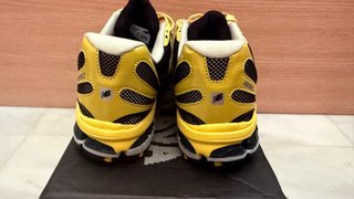 New Balance 43 Amarillas