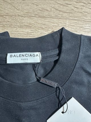 Camiseta Balenciaga Negra Talla S