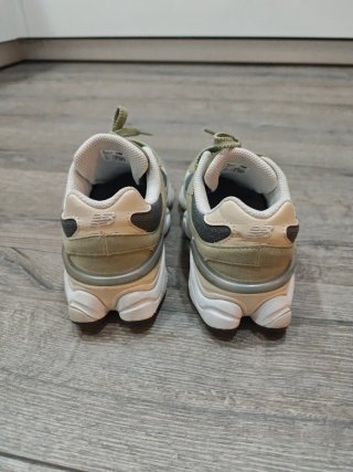 New Balance 9060 Verde e Beige