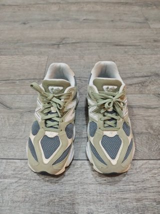 New Balance 9060 Verde e Beige