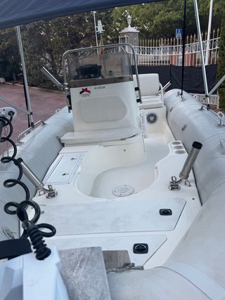 Semirrígida medline con Suzuki 4 tiempos