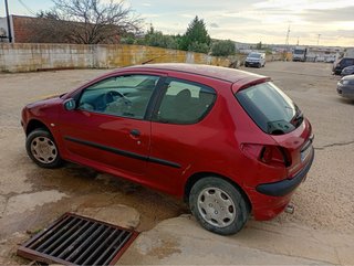 Peugeot 206