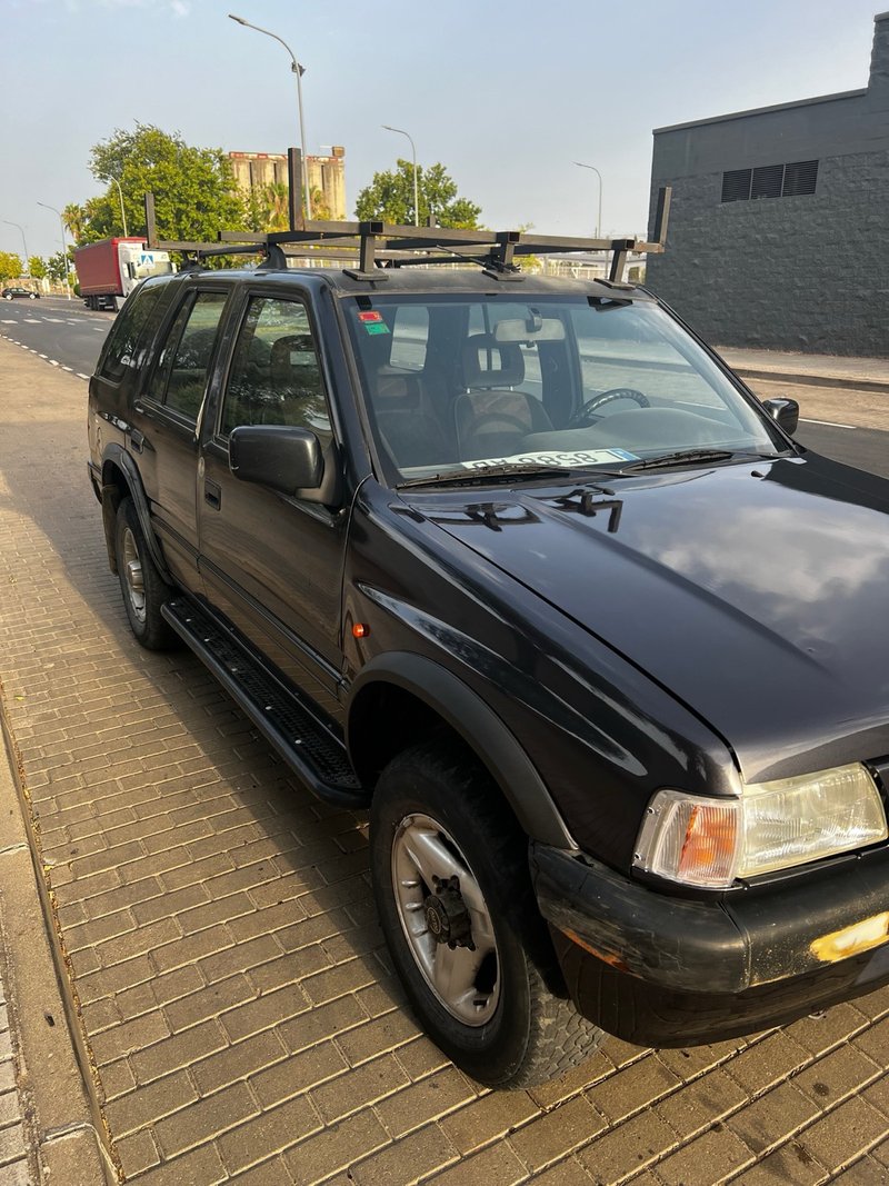 Opel Frontera 1998 - foto 1