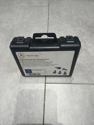 Tornillos Antirrobo Mercedes