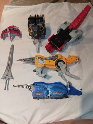Figura Megazord Power Ranger