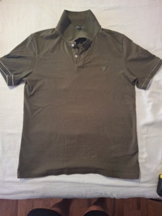 Polo Guess Caqui Talla L