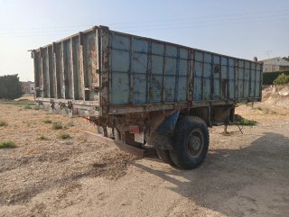 Carreta volquete sin documentación
