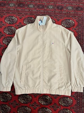 Chaqueta Tommy Jeans ligera