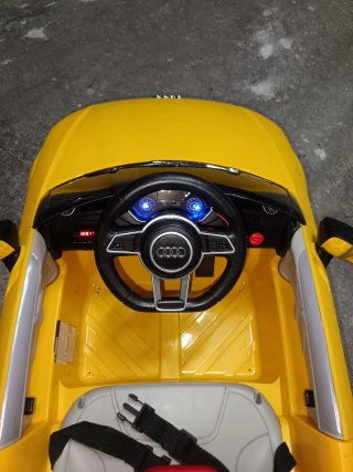 Coche Eléctrico Audi TT RS para Niños