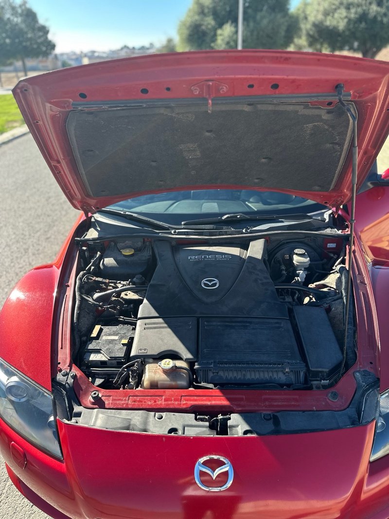 Mazda RX-8 2004 - foto 1