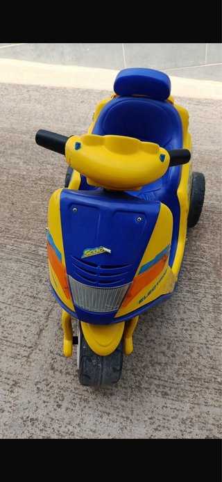 Moto Eléctrica Scooter Juguete Niños