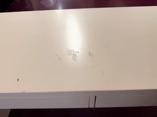 Escritorio IKEA MICKE Blanco+silla de REGALO