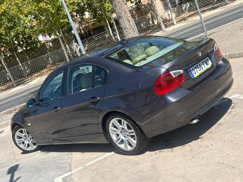 BMW Serie 3 2007 - foto 1