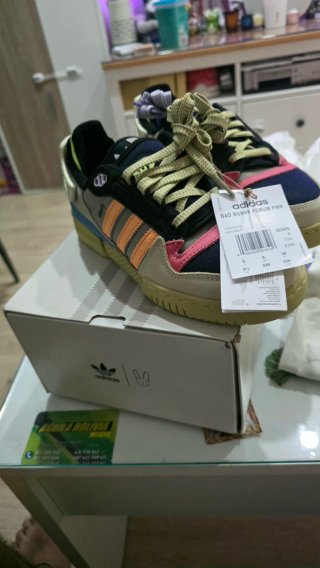 Adidas Bad Bunny Beige/Naranja/Rosa Nuevas