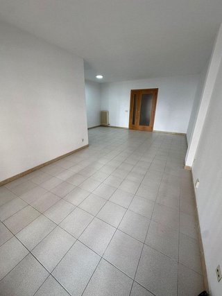 Piso en alquiler en Eixample Nord – La Devesa en Girona