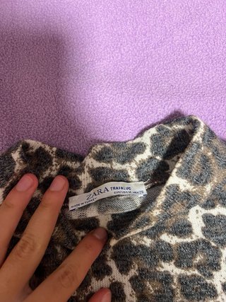 Camiseta Zara Estampado Leopardo Cuello Alto