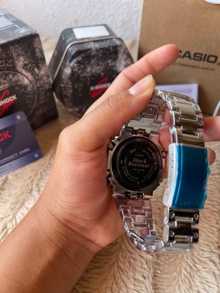 Reloj Casio Acero Nuevo con esfera celeste  Nuevo